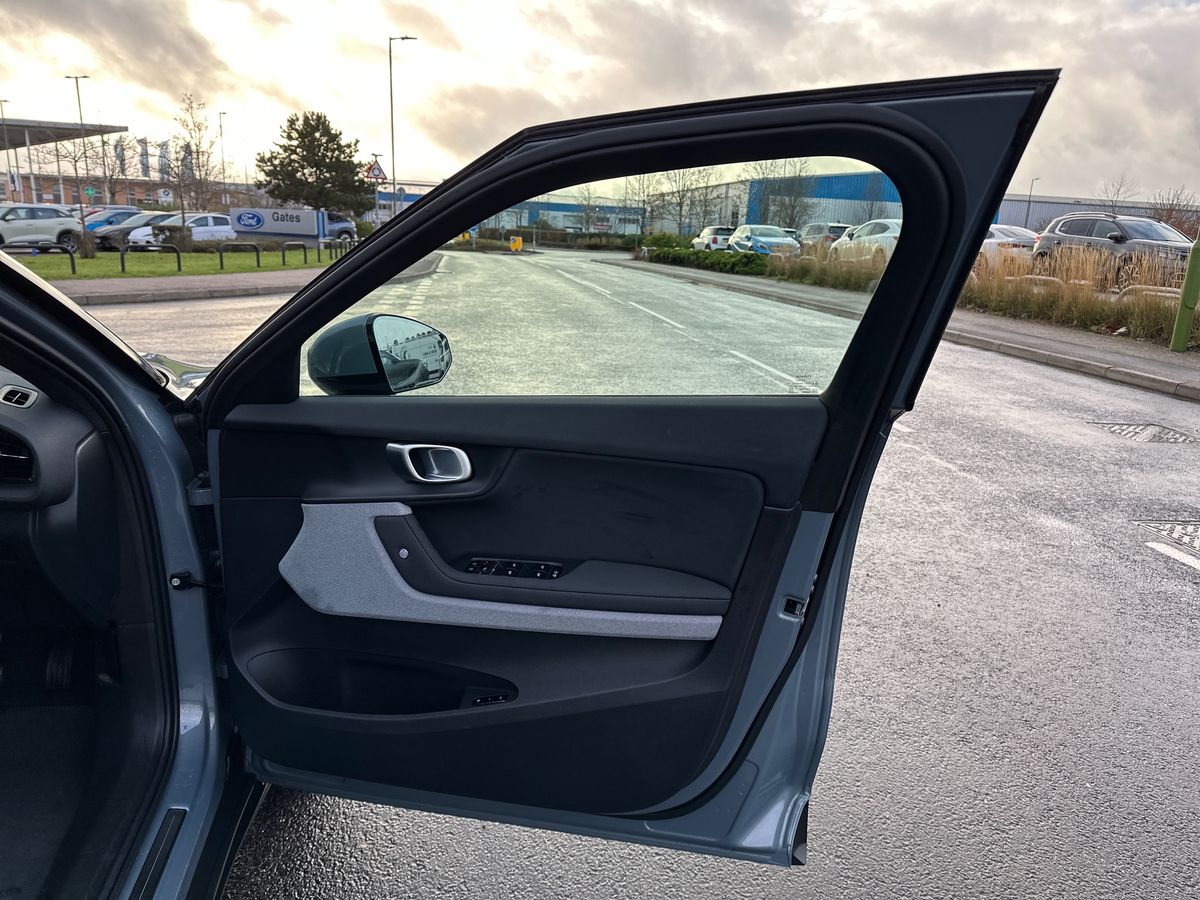 Used Polestar Polestar 2 2023 for sale - 76533707: Photo 35