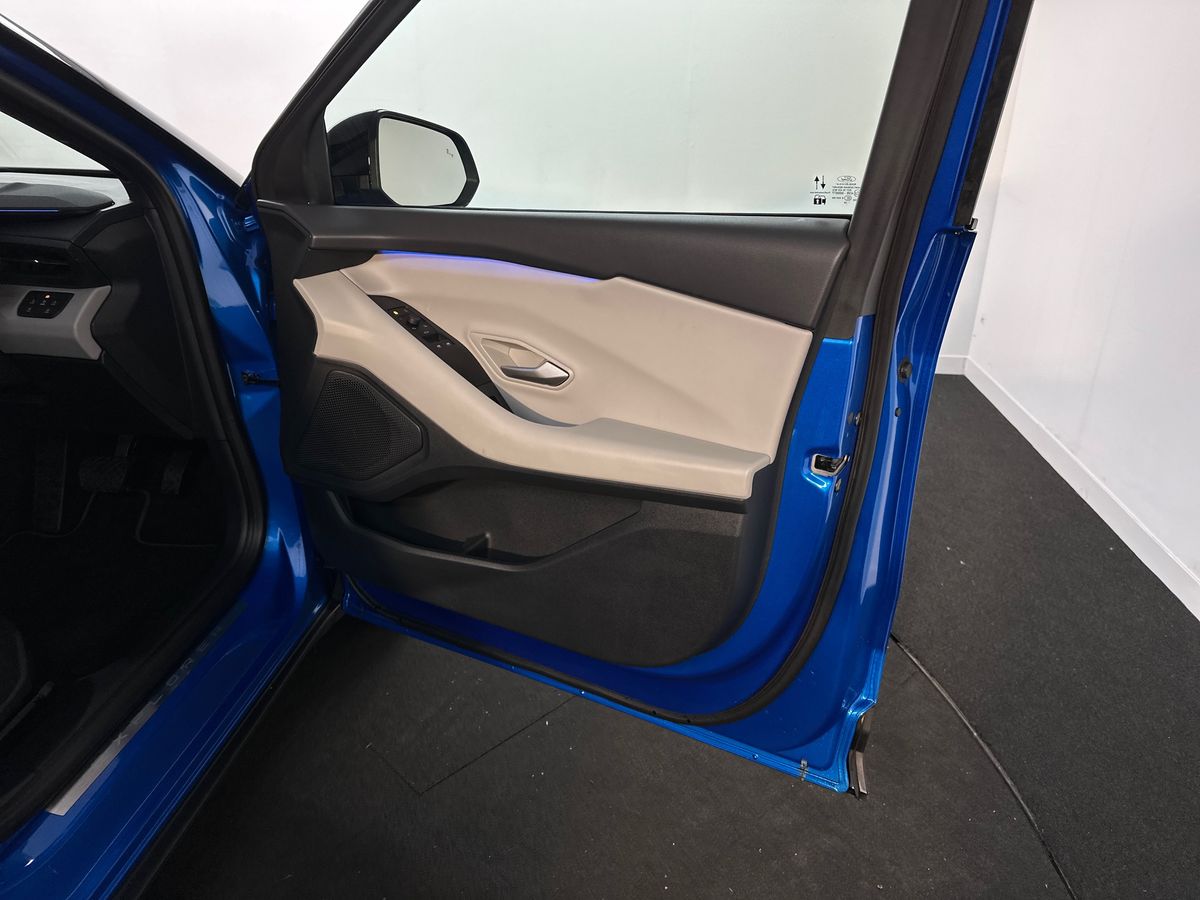 Used Ford Explorer 2024 for sale - 76466449: Photo 35