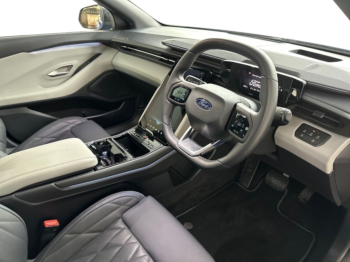 Used Ford Explorer 2024 for sale - 76180225: Photo 10