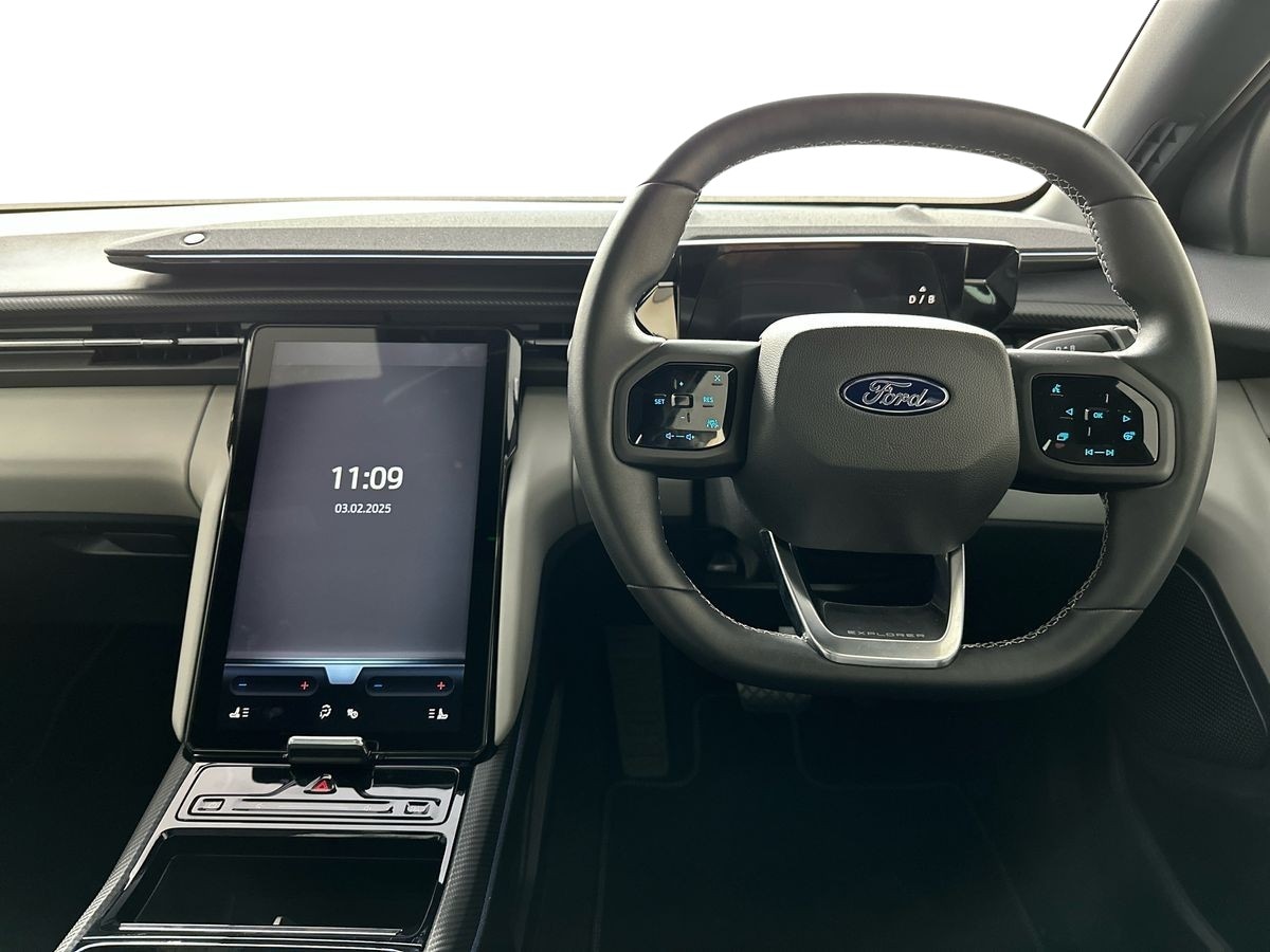 Used Ford Explorer 2024 for sale - 76180225: Photo 15