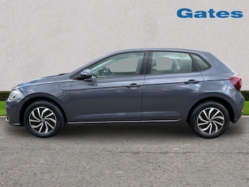 Used Volkswagen Polo 2024 for sale - 78246695: Photo