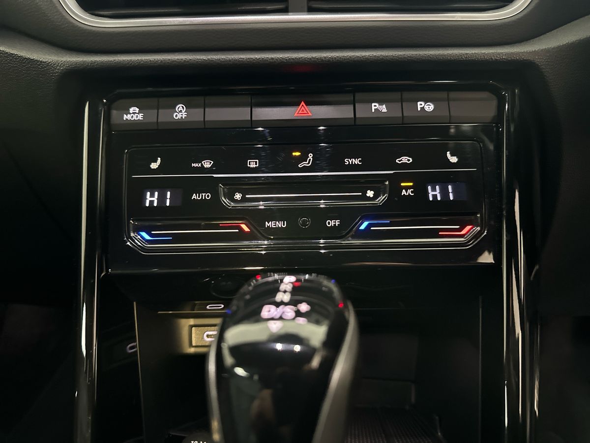 Used Volkswagen T-Roc 2022 for sale - 77274056: Photo 22