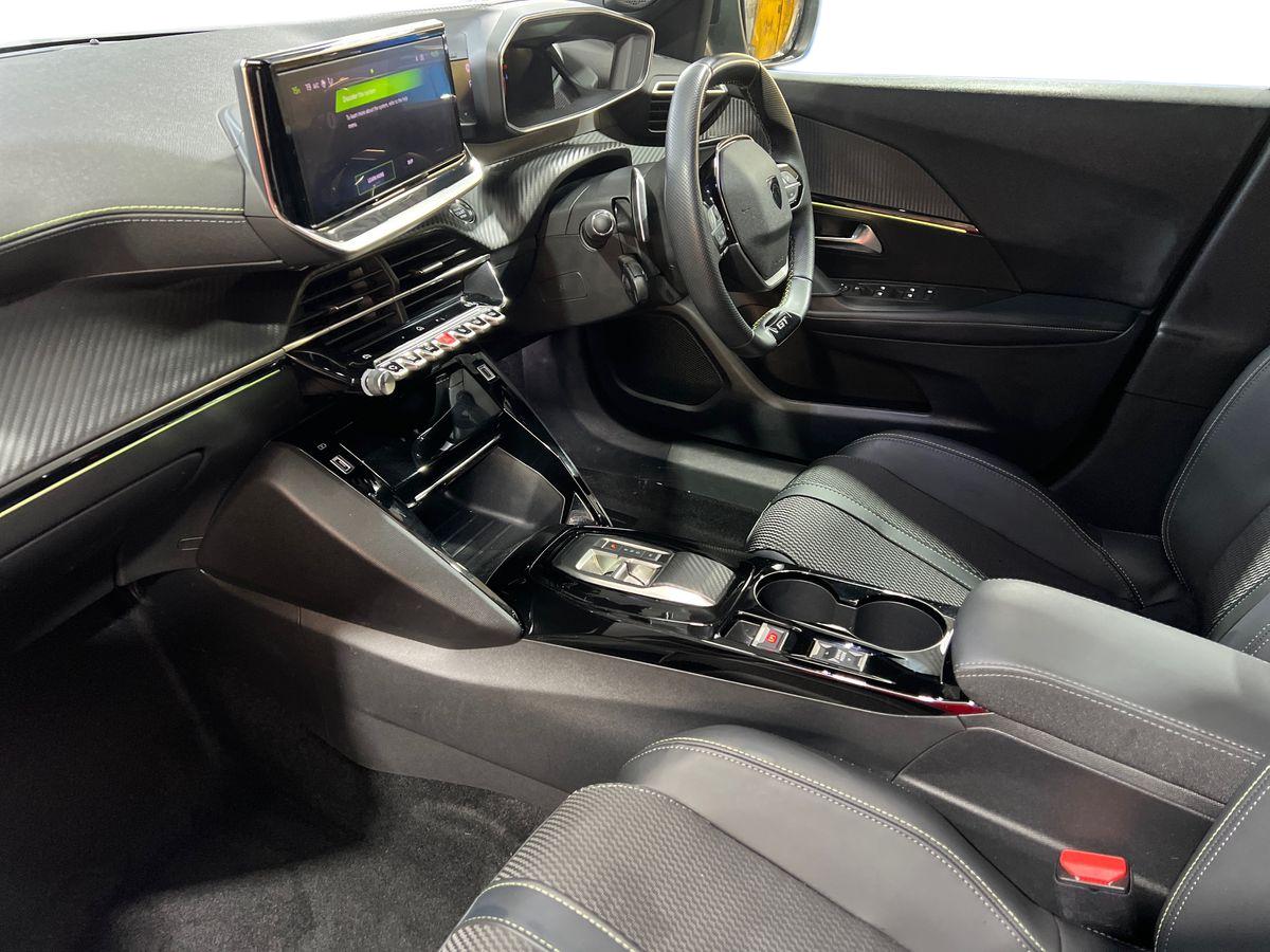 Used Peugeot 2008 2023 for sale - 76682221: Photo 11