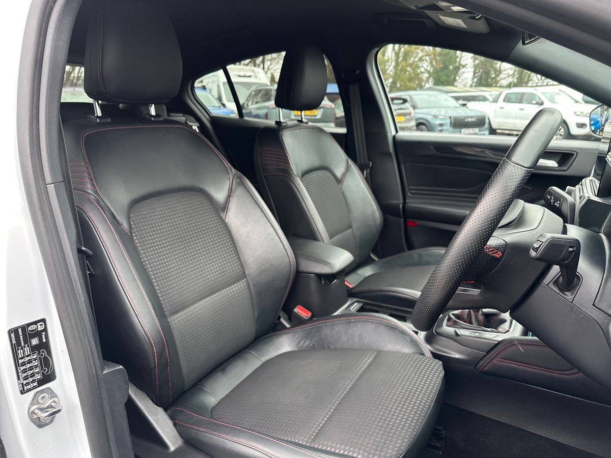 Used Ford Focus 2021 for sale - 77512666: Photo 12