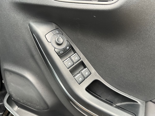 Used Ford Puma 2023 for sale - 75652742: Photo 25