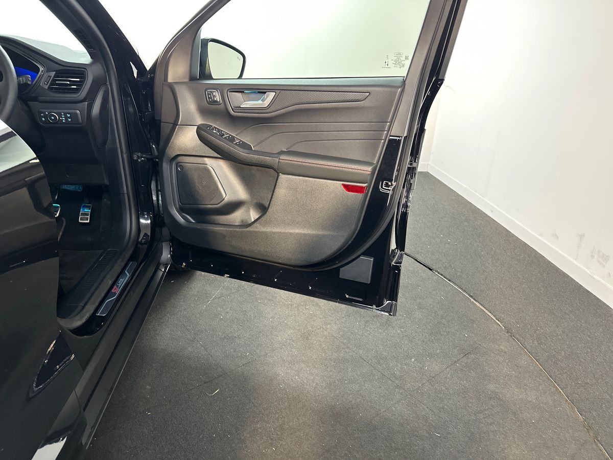 Used Ford Kuga 2025 for sale - 77449661: Photo 35