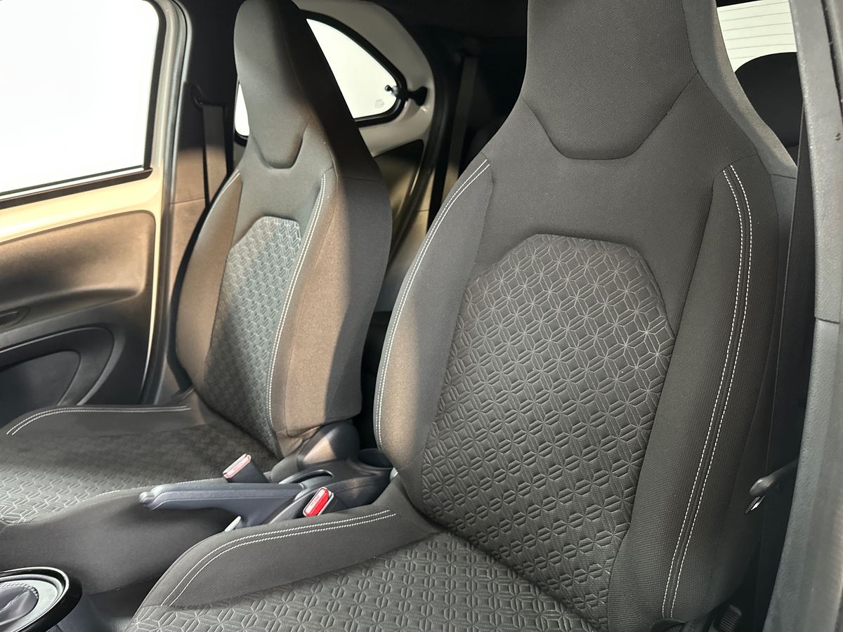 Used Toyota Aygo X 2023 for sale - 77934254: Photo 13