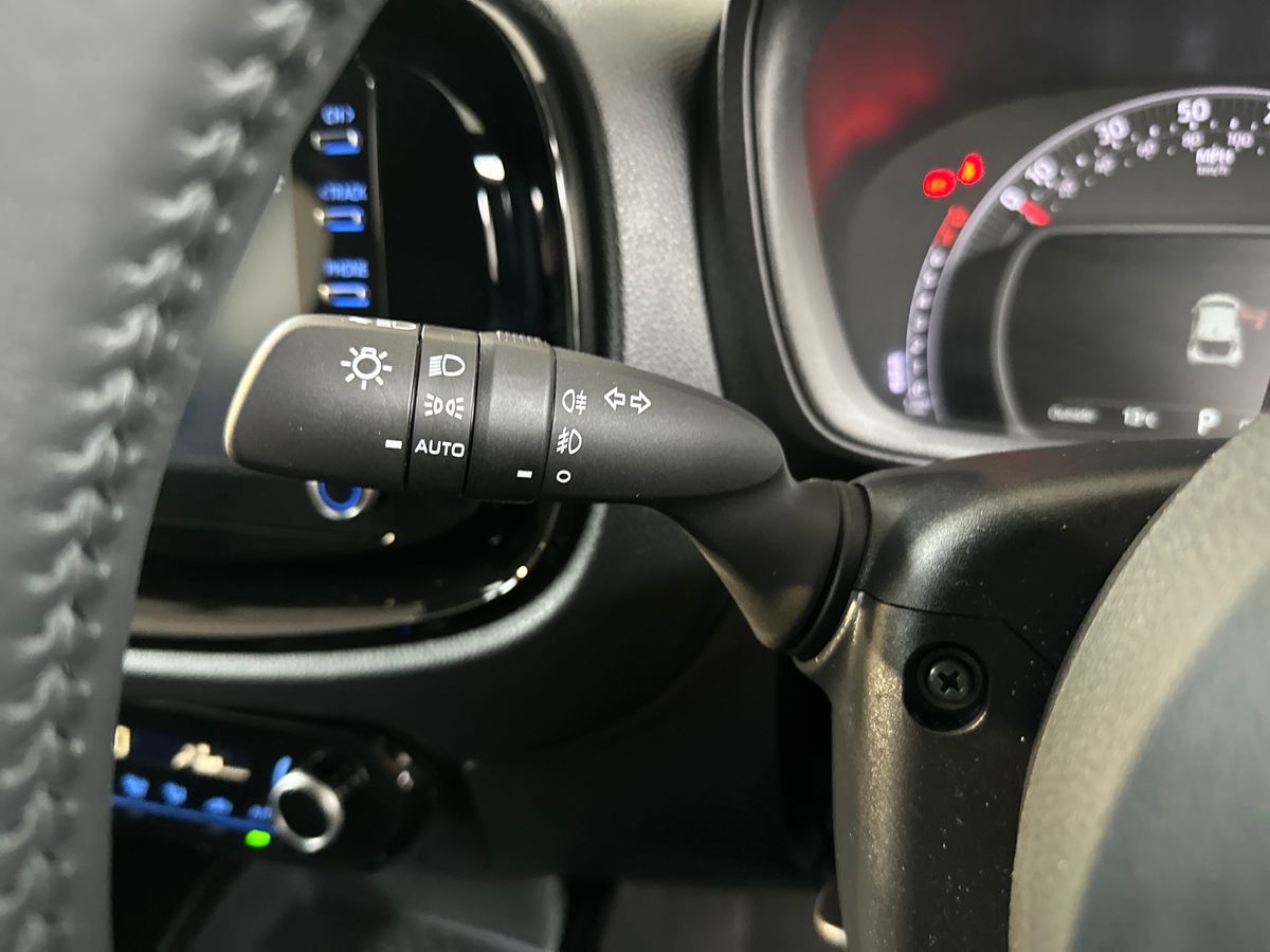 Used Toyota Aygo X 2023 for sale - 77934254: Photo 23