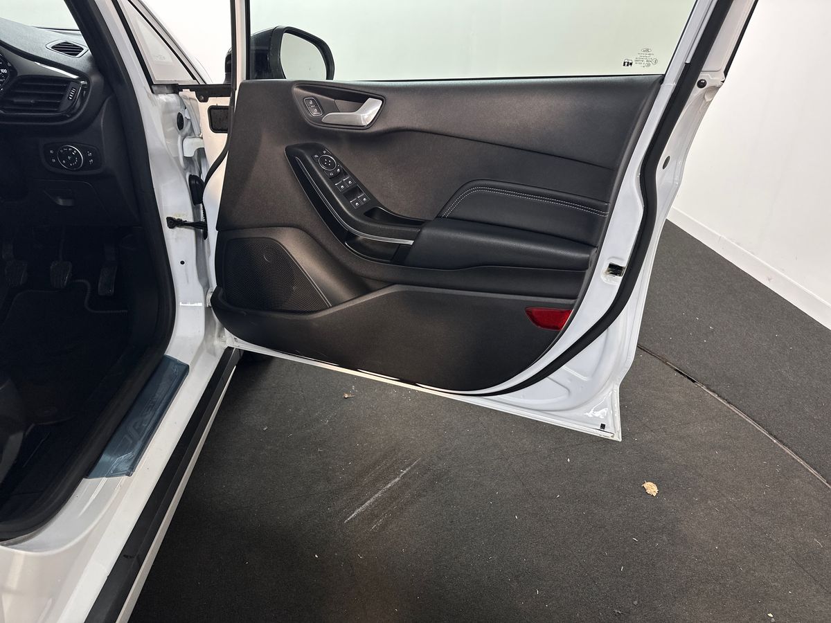 Used Ford Fiesta 2019 for sale - 77755732: Photo 35