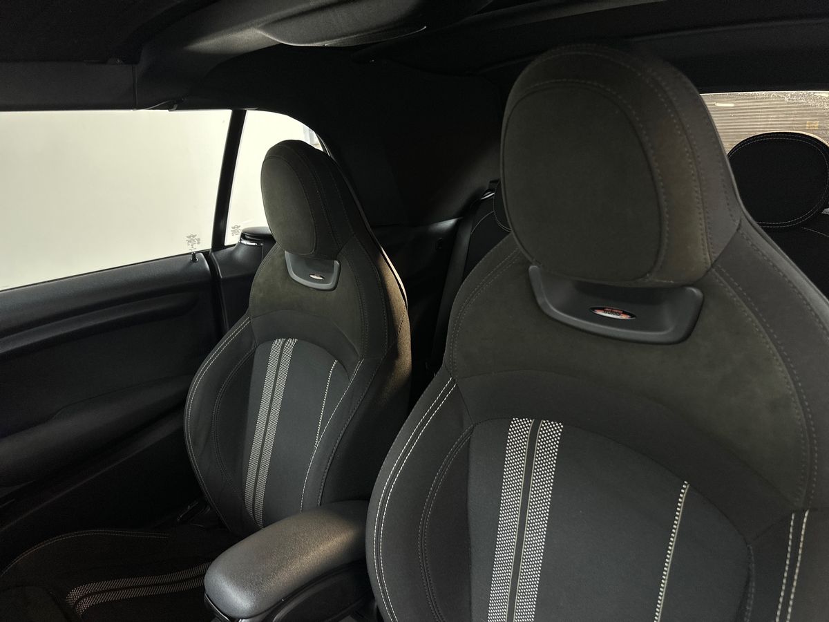 Used MINI Convertible 2019 for sale - 77995089: Photo 13