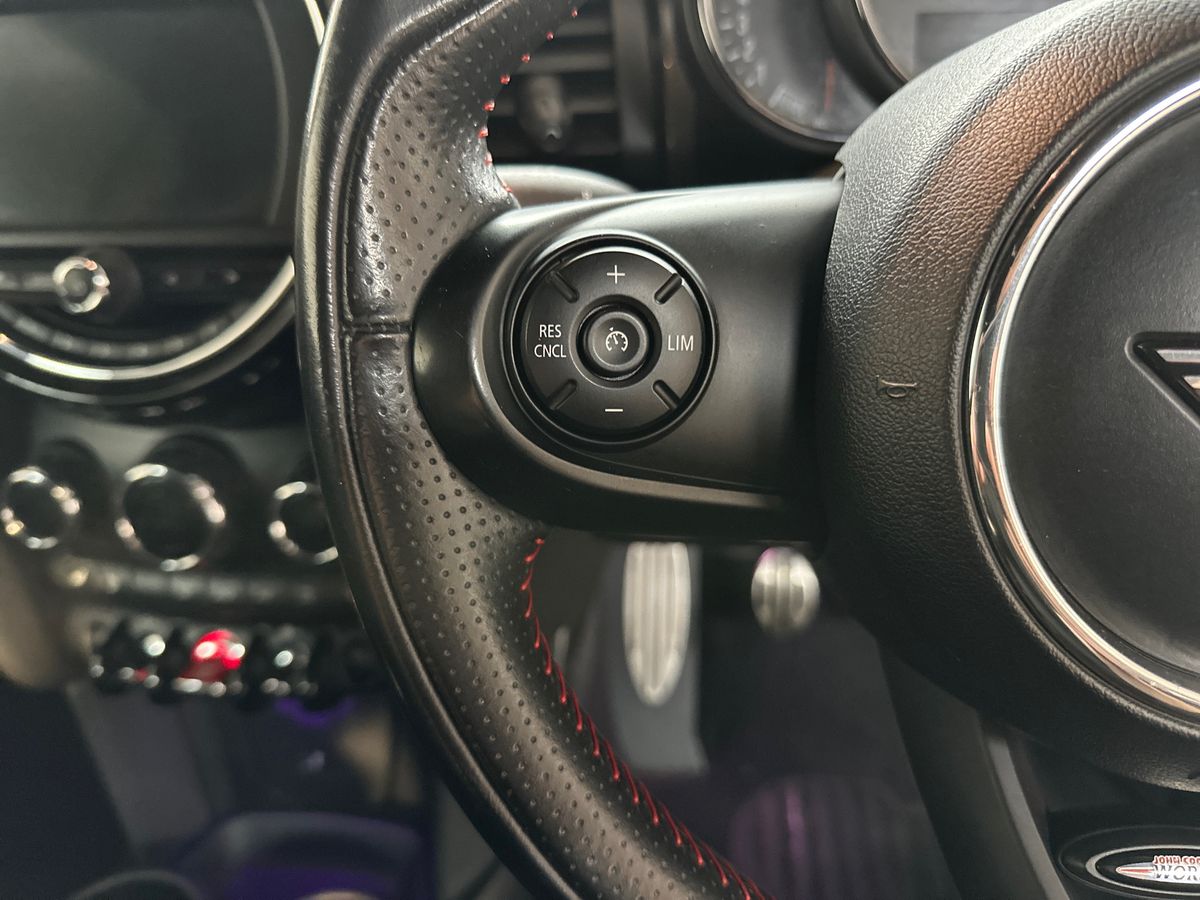 Used MINI Convertible 2019 for sale - 77995089: Photo 26