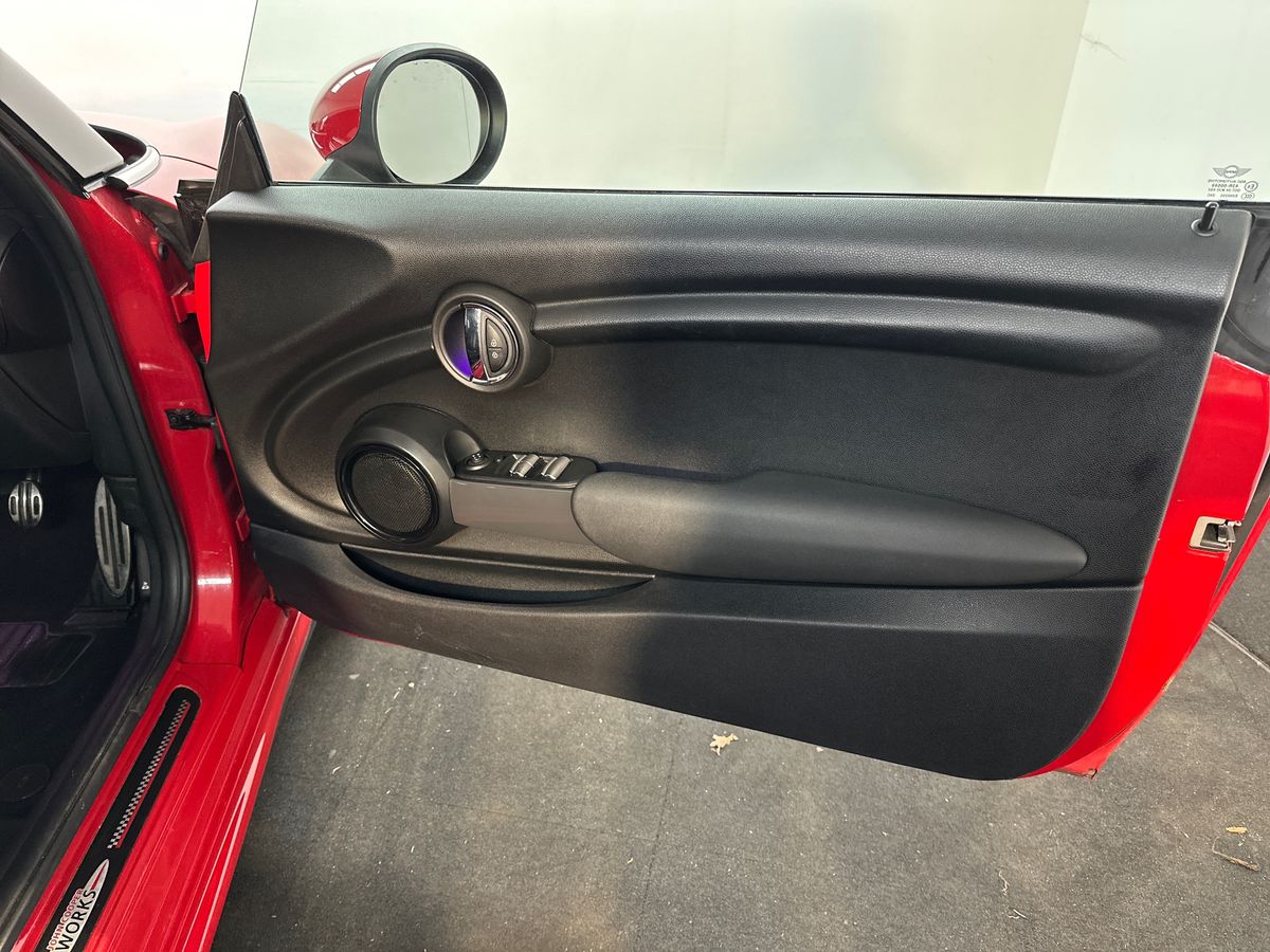 Used MINI Convertible 2019 for sale - 77995089: Photo 35