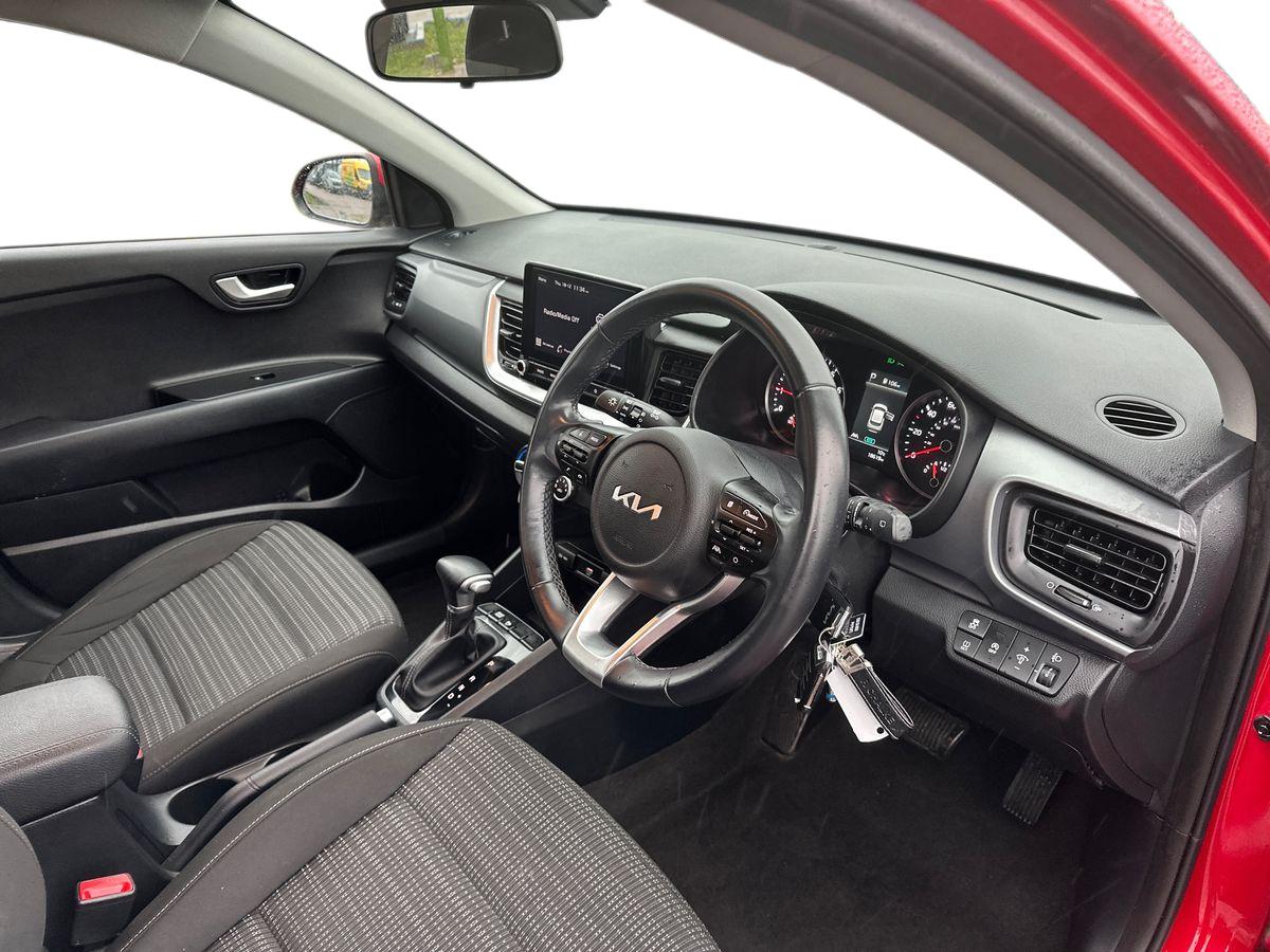 Used Kia Stonic 2023 for sale - 76999263: Photo 10