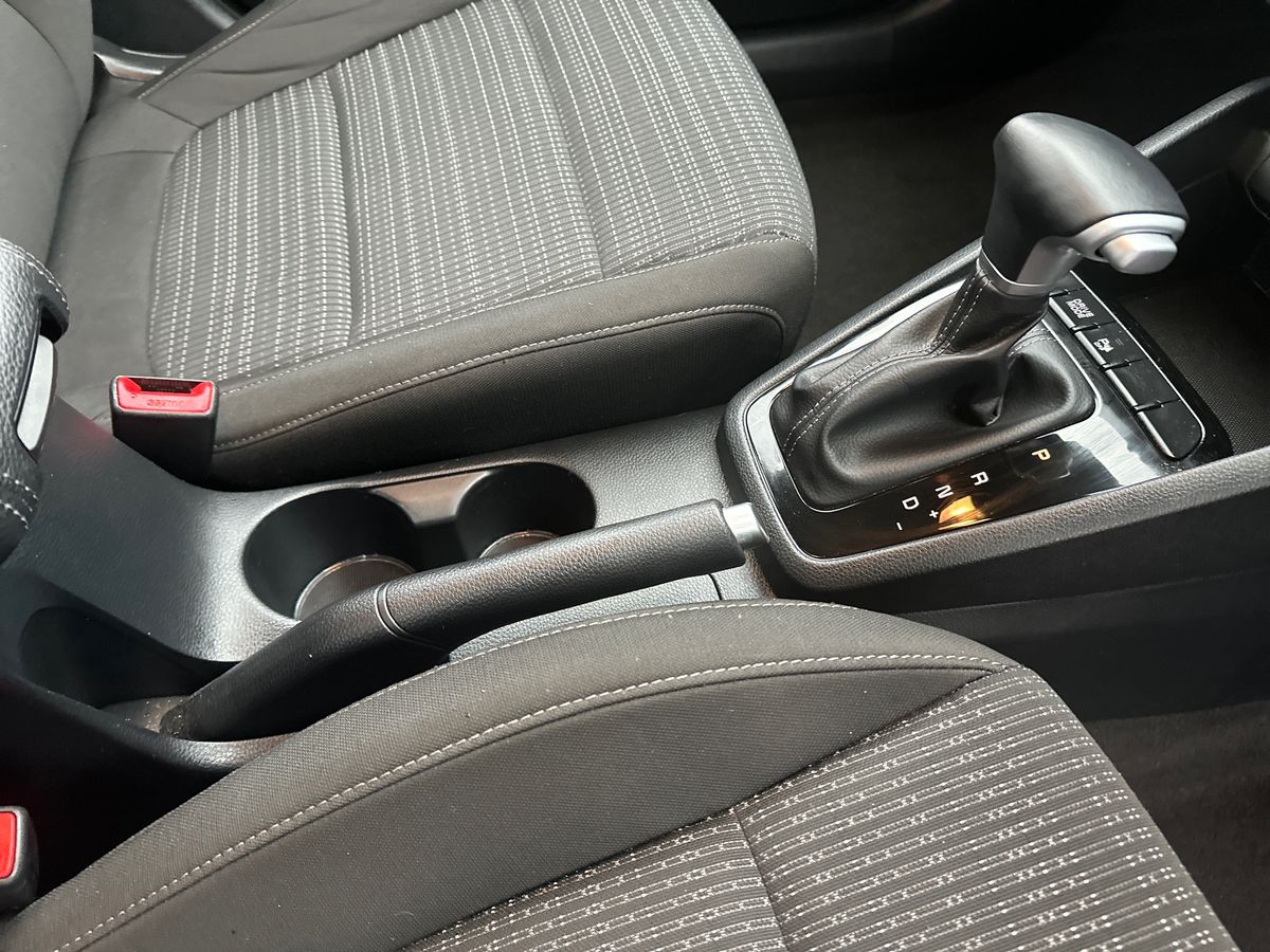 Used Kia Stonic 2023 for sale - 76999263: Photo 28