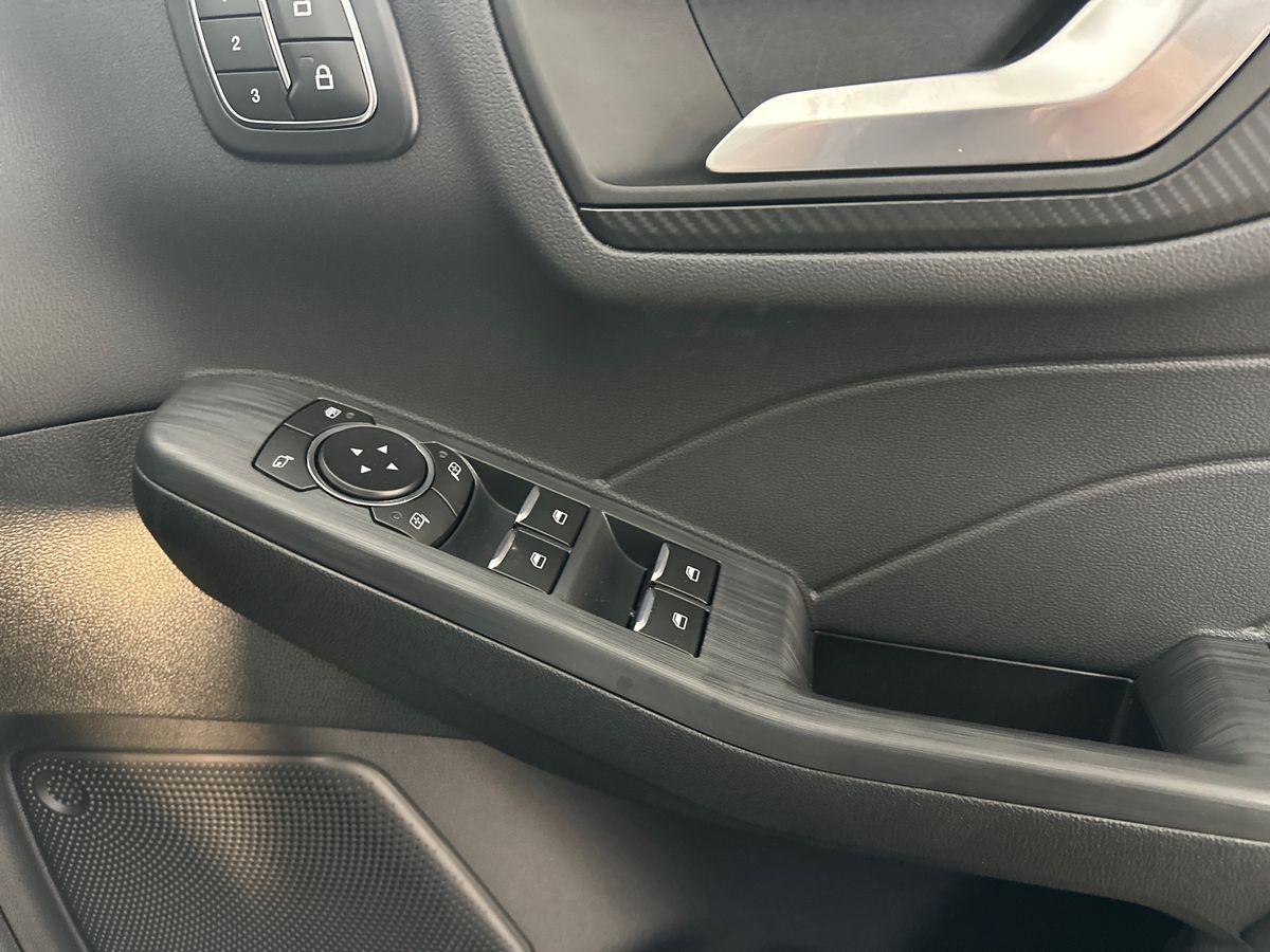 Used Ford Kuga 2025 for sale - 78172693: Photo 25