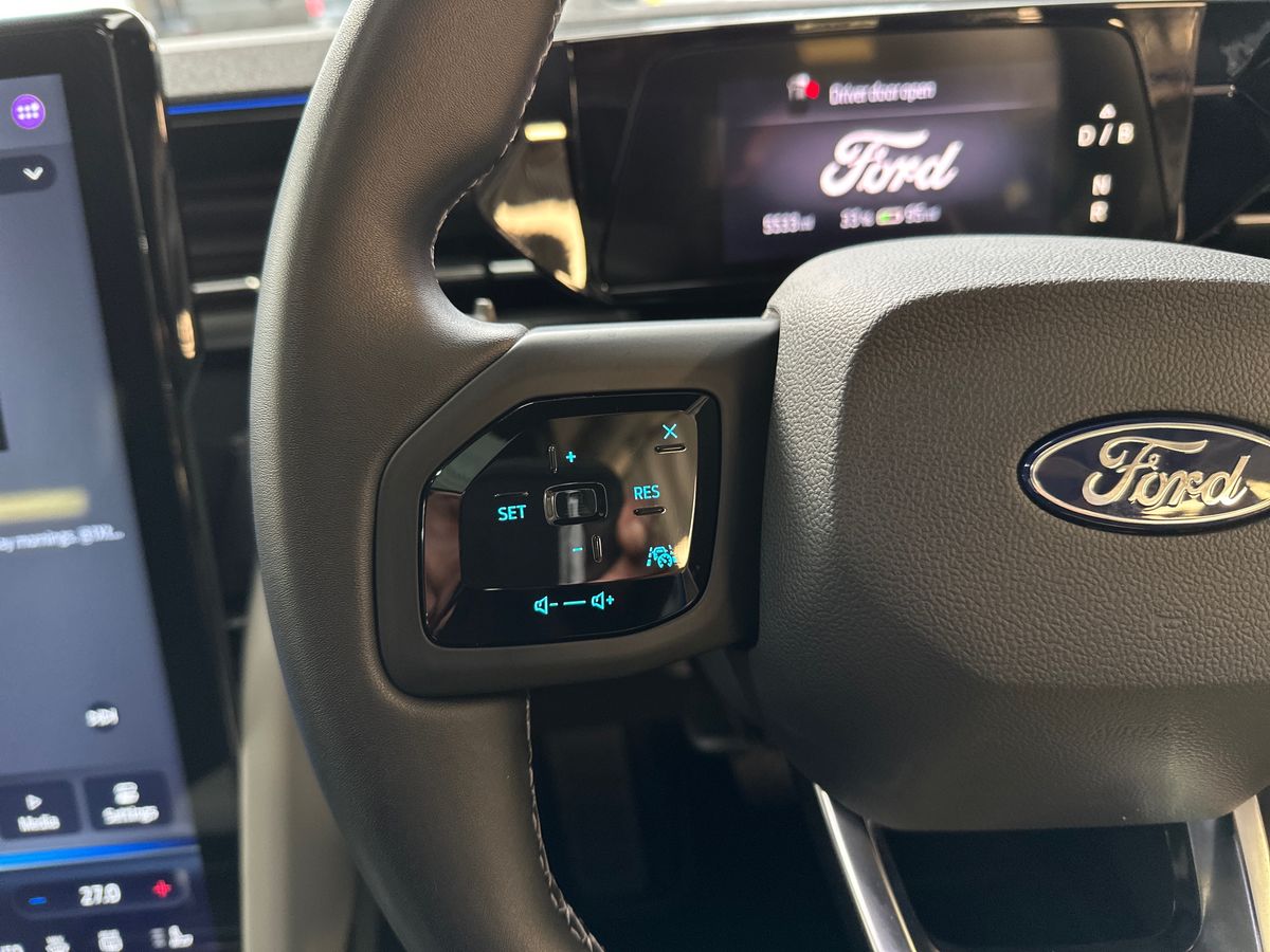 Used Ford Explorer 2025 for sale - 76552502: Photo 26