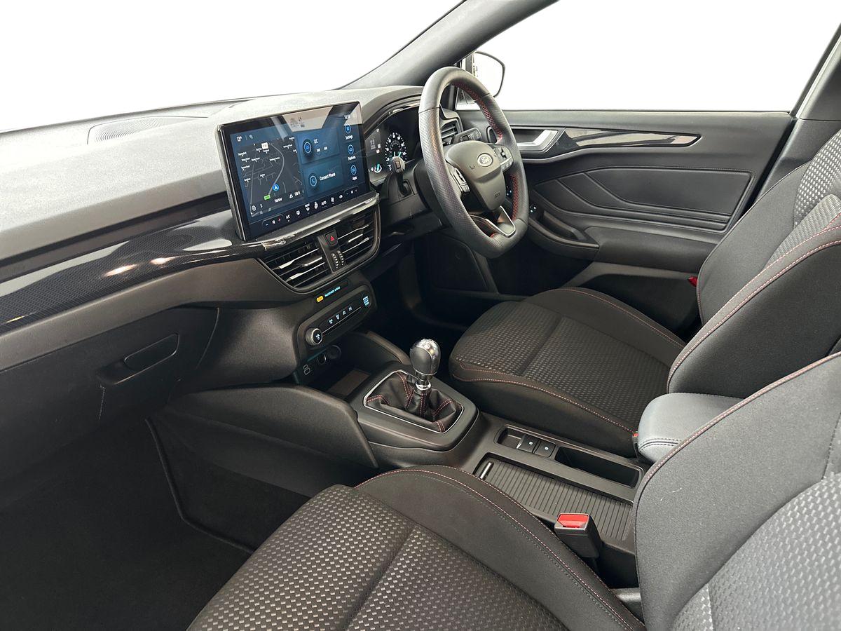 Used Ford Focus 2022 for sale - 76466556: Photo 11