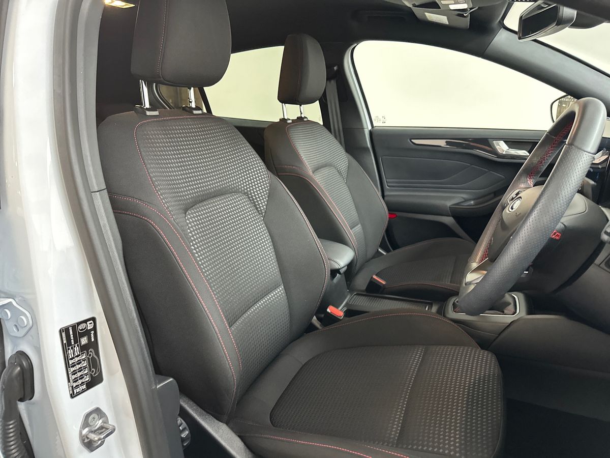 Used Ford Focus 2022 for sale - 76466556: Photo 12