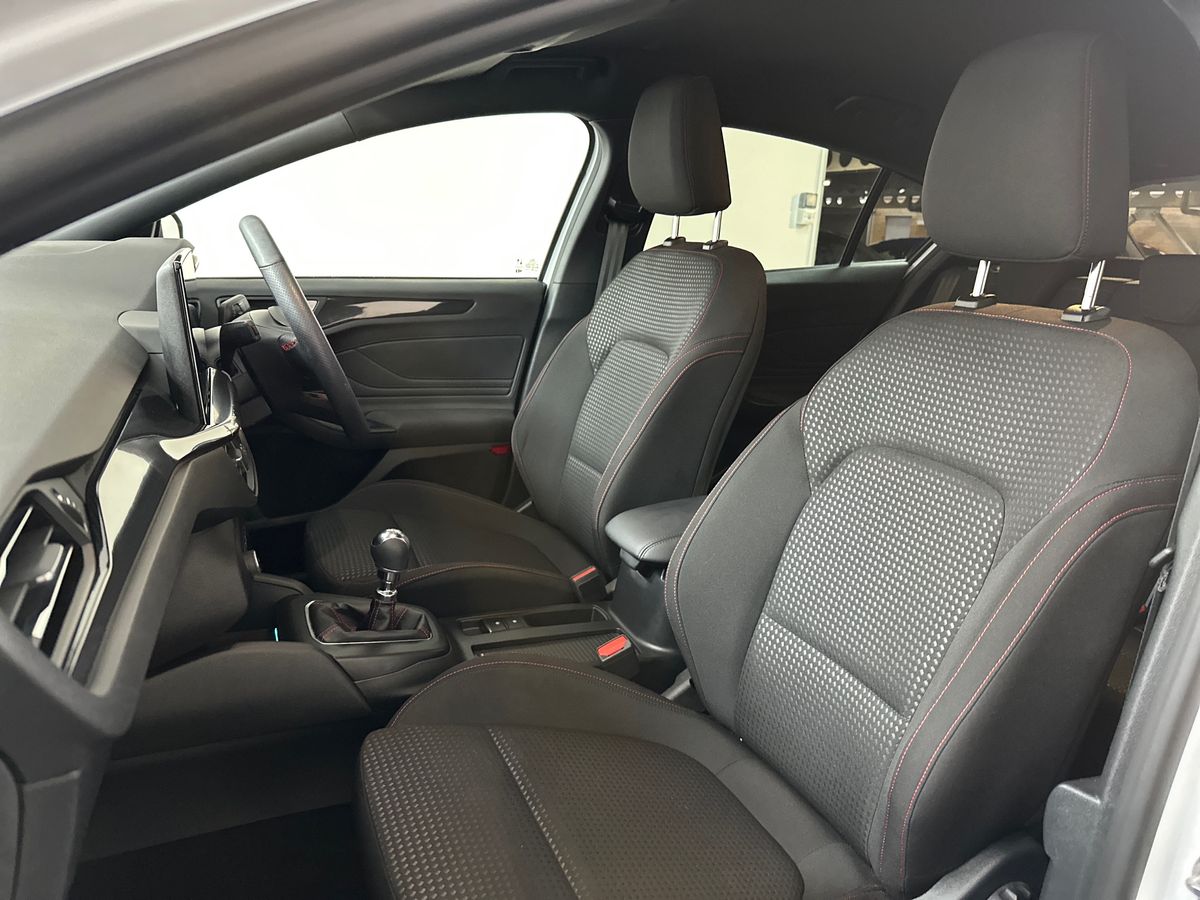 Used Ford Focus 2022 for sale - 76466556: Photo 13