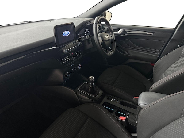 Used Ford Focus 2021 for sale - 76221866: Photo 11