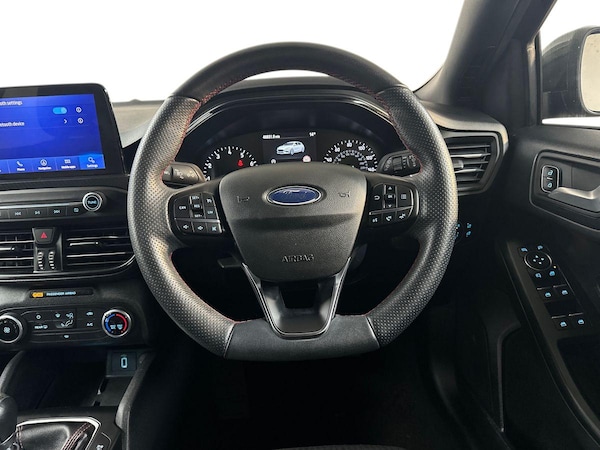 Used Ford Focus 2021 for sale - 76221866: Photo 17