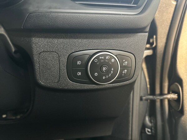 Used Ford Focus 2021 for sale - 76221866: Photo 23
