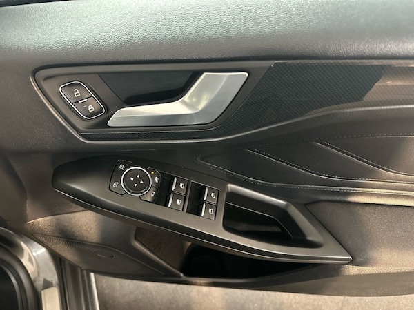 Used Ford Focus 2021 for sale - 76221866: Photo 25