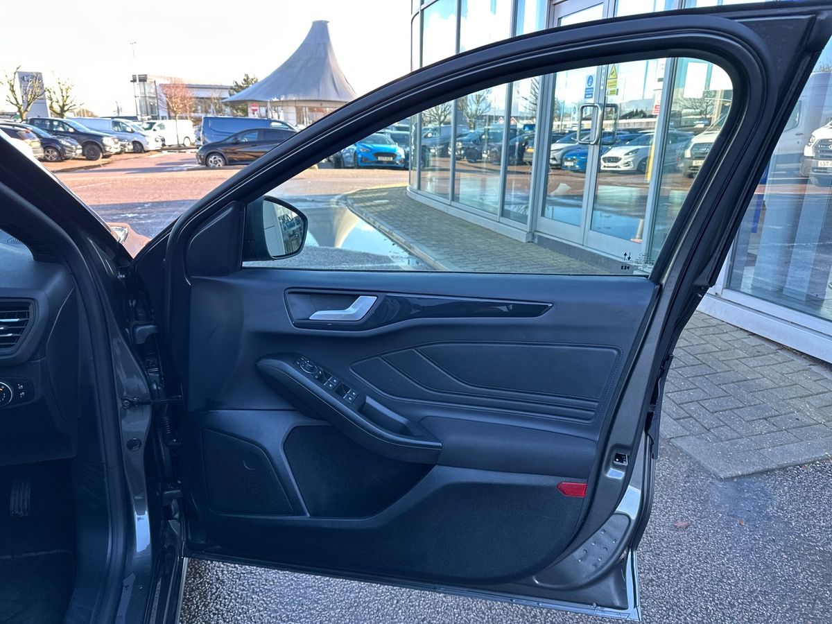 Used Ford Focus 2025 for sale - 77576321: Photo 35