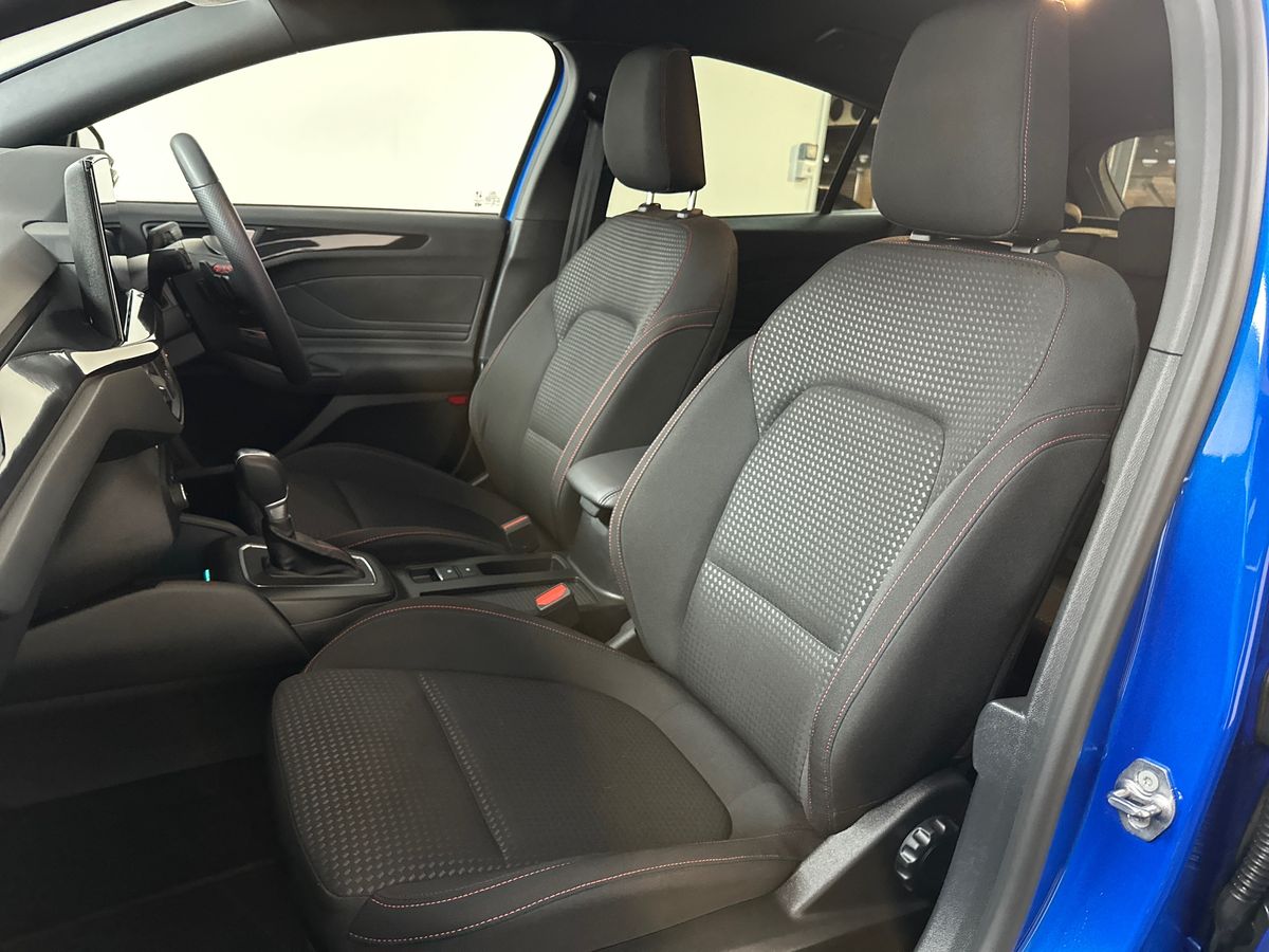 Used Ford Focus 2023 for sale - 76466513: Photo 13