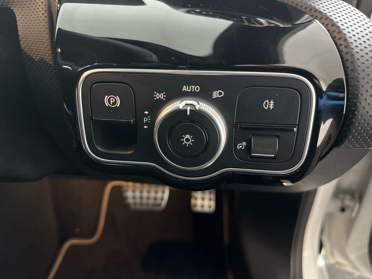 Used Mercedes-Benz A-Class 2021 for sale - 76966814: Photo 23