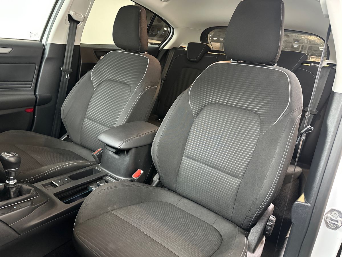 Used Ford Focus 2023 for sale - 77833438: Photo 13