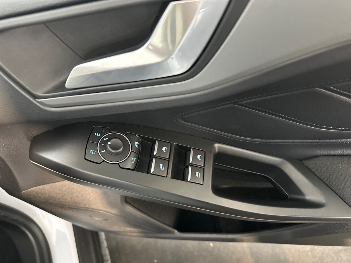 Used Ford Focus 2023 for sale - 77833438: Photo 25