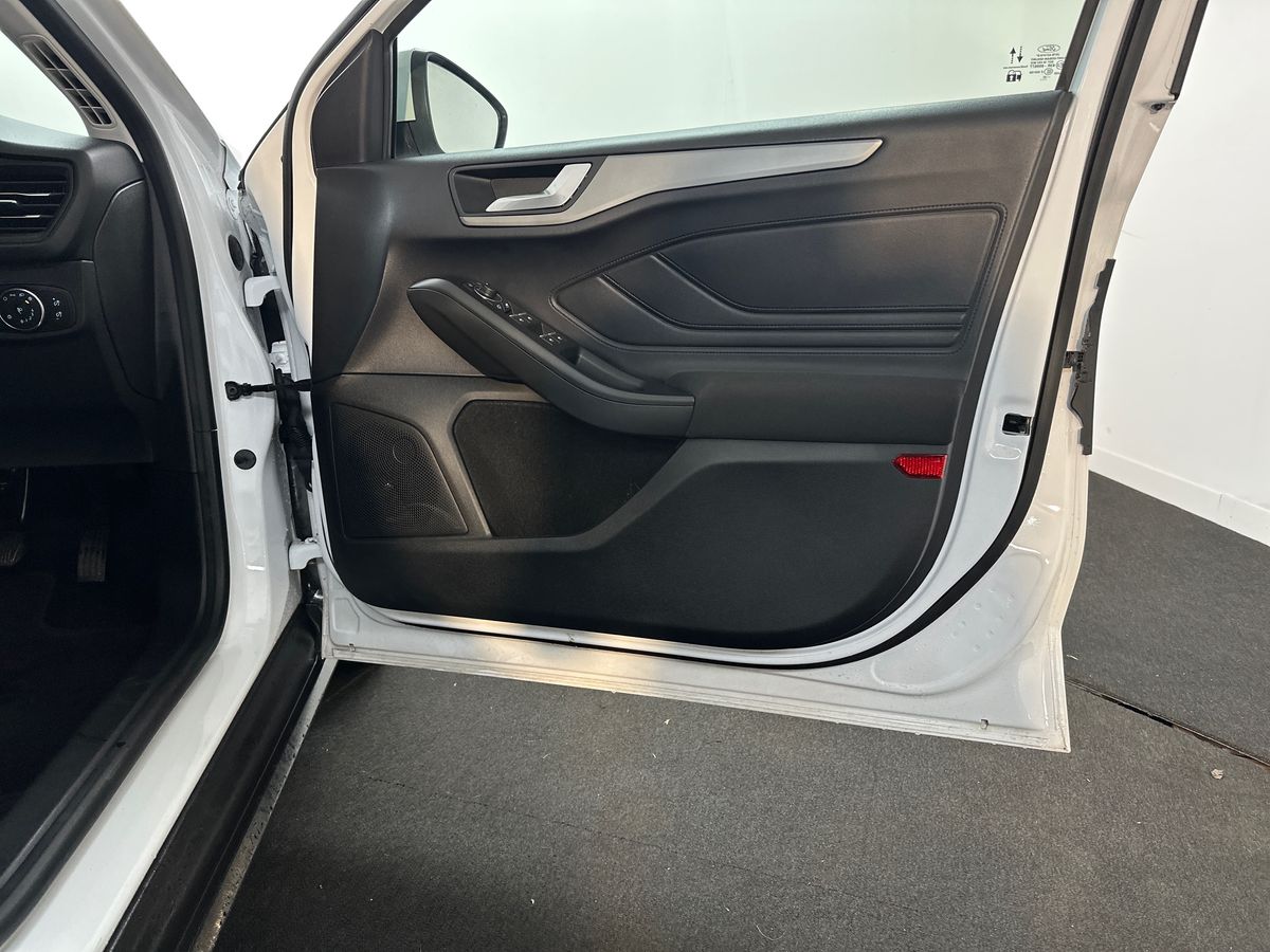 Used Ford Focus 2023 for sale - 77833438: Photo 35