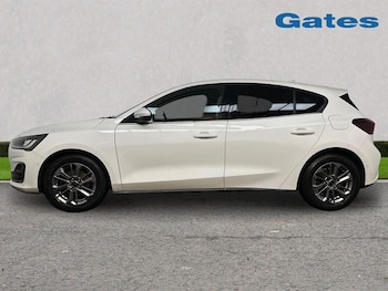 Used Ford Focus 2023 for sale - 77833438: Photo