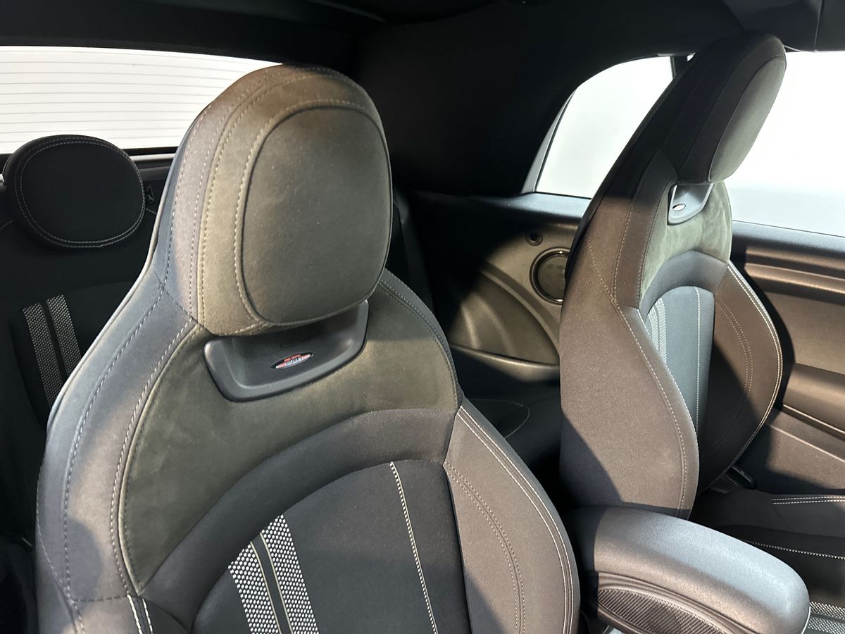 Used MINI Convertible 2019 for sale - 77725976: Photo 12