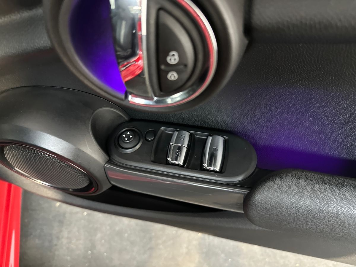 Used MINI Convertible 2019 for sale - 77725976: Photo 25