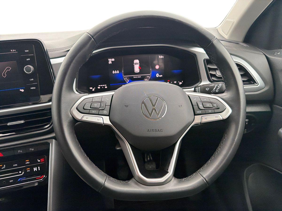 Used Volkswagen T-Roc 2025 for sale - 77673845: Photo 17