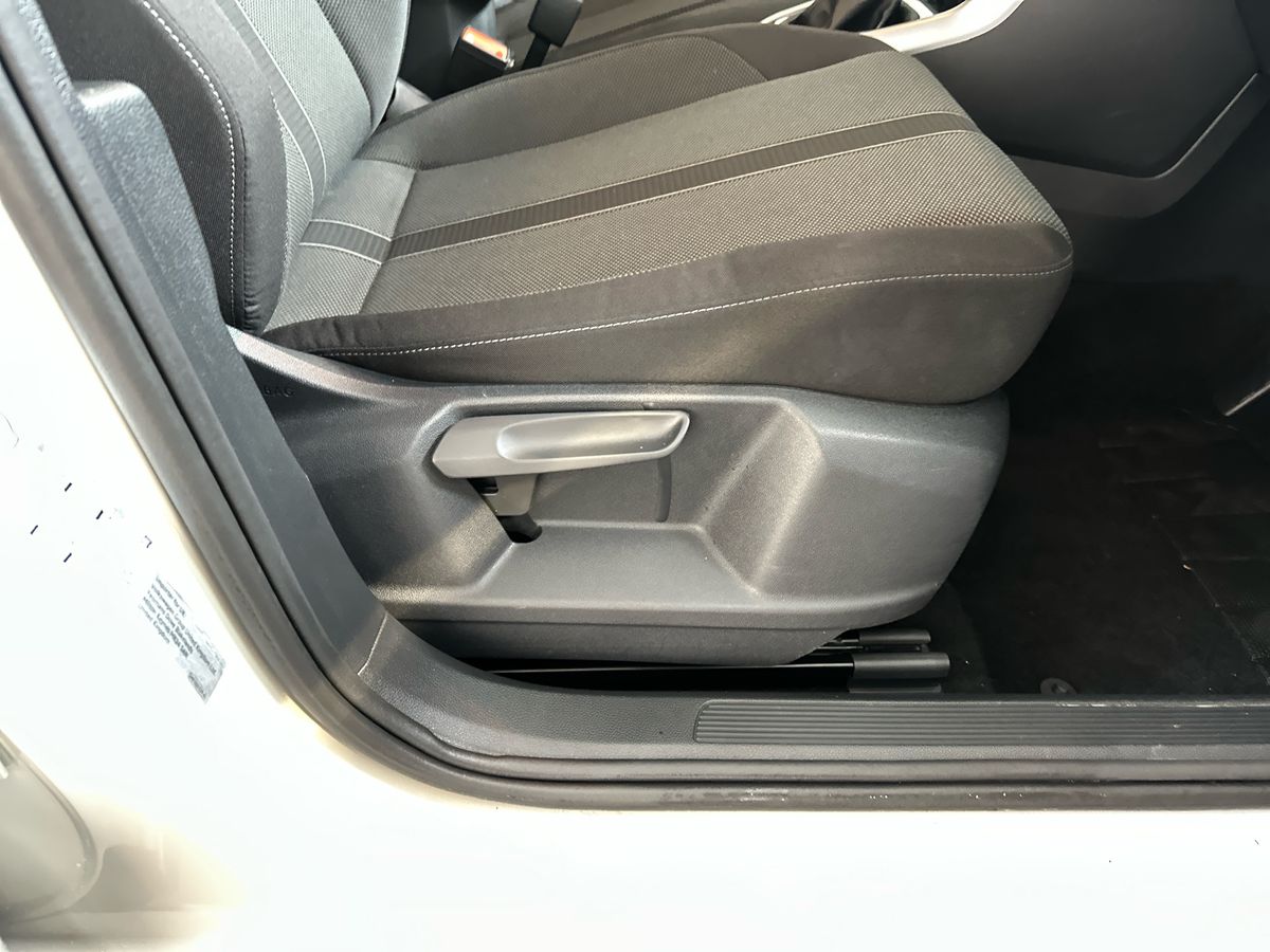 Used Volkswagen T-Roc 2025 for sale - 77934283: Photo 30