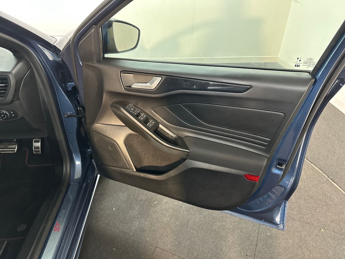 Used Ford Focus 2023 for sale - 77293406: Photo 35