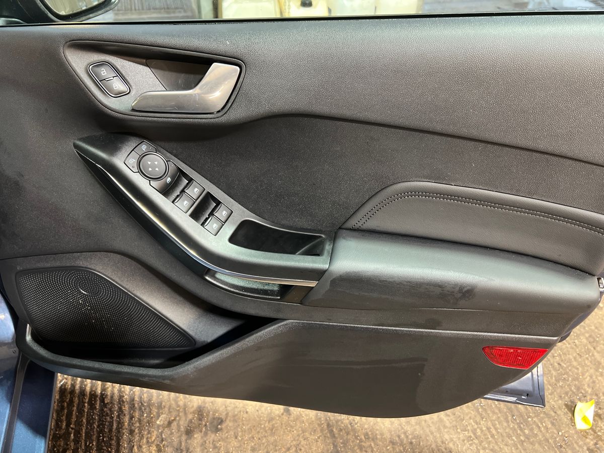 Used Ford Fiesta 2022 for sale - 76630297: Photo 35