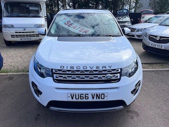 Used Land Rover Discovery Sport 2016 for sale - 78047960: Photo