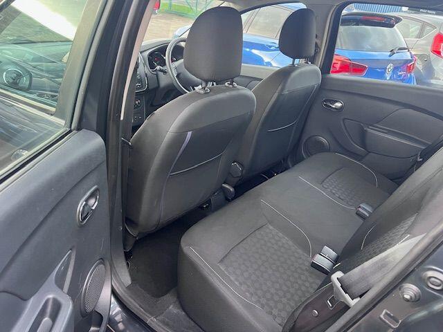 Used Dacia Sandero 2015 for sale - 76730846: Photo 21