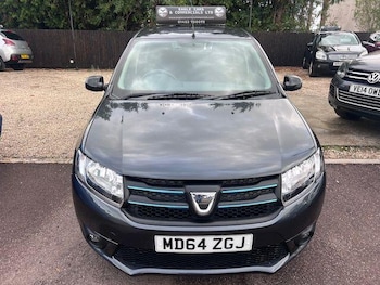 Used Dacia Sandero 2015 for sale - 76730846: Photo