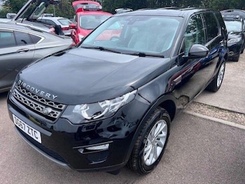 Used Land Rover Discovery Sport 2017 for sale - 78772422: Photo