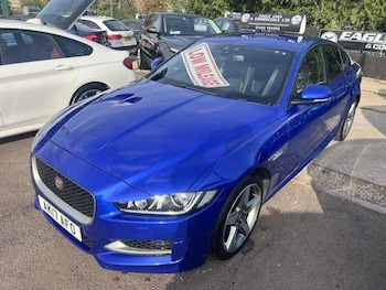 Used Jaguar XE 2017 for sale - 79532528: Photo