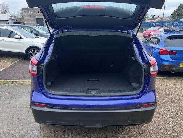 Used Nissan Qashqai 2017 for sale - 77455999: Photo 7