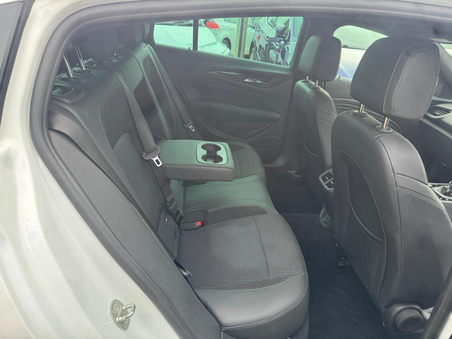 Used Vauxhall Insignia 2018 for sale - 77559411: Photo 28