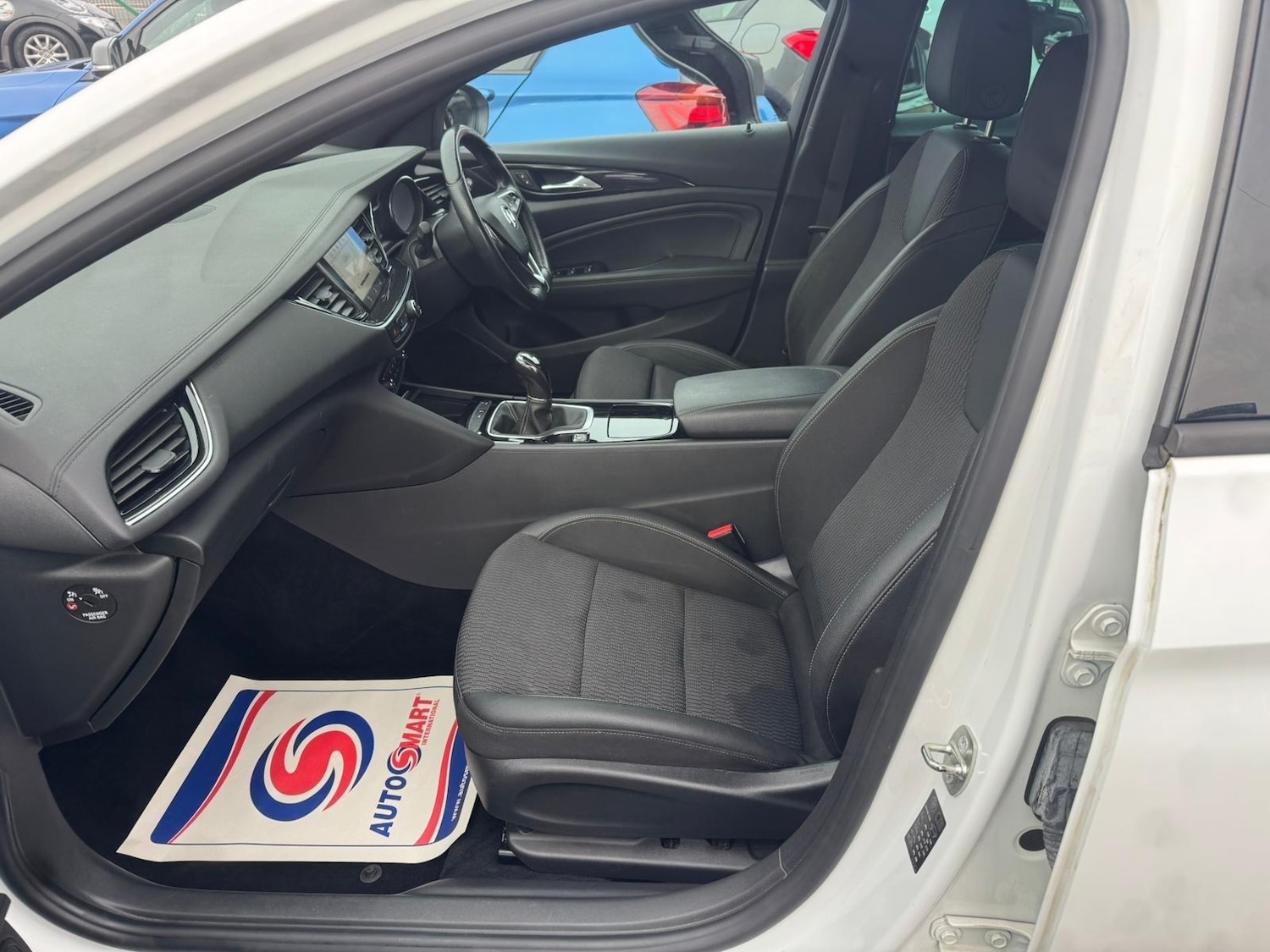 Used Vauxhall Insignia 2018 for sale - 77559411: Photo 32