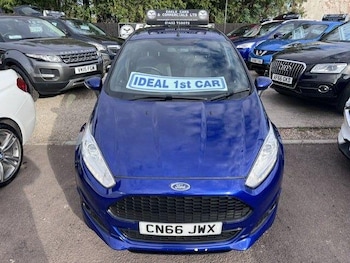 Used Ford Fiesta 2016 for sale - 79552994: Photo