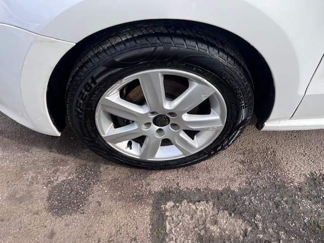 Used Volkswagen Polo 2011 for sale - 77060182: Photo 24